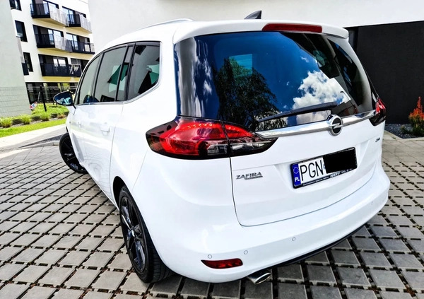 Opel Zafira cena 40900 przebieg: 182480, rok produkcji 2015 z Gniezno małe 232